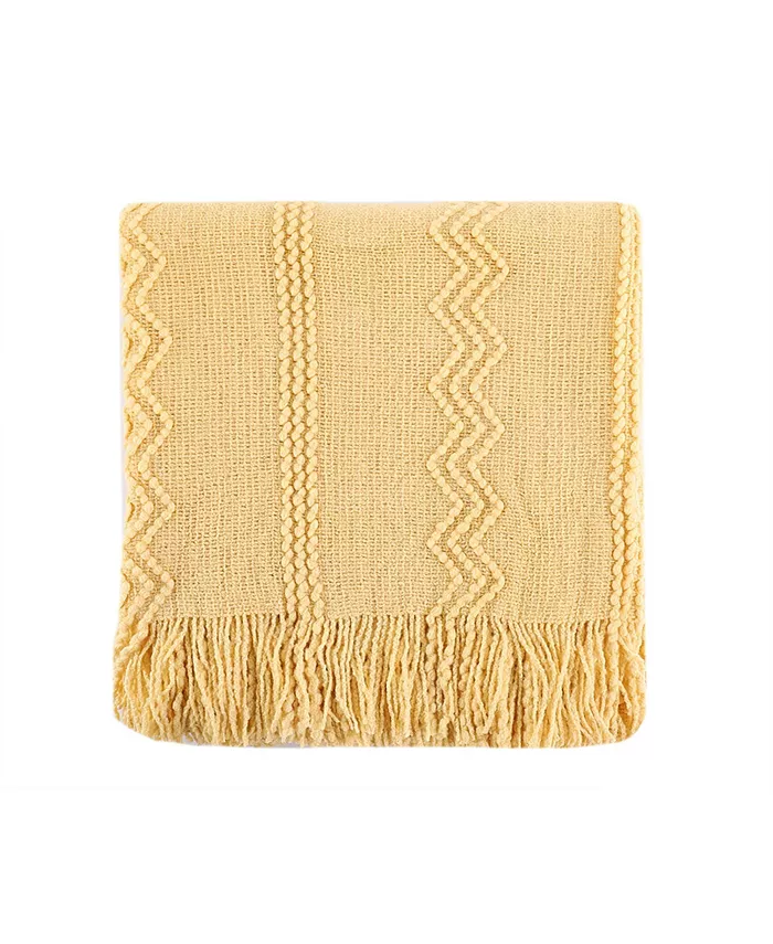 Battilo Home Woven Raised Zigzag， Chain Patterns and Tasseled End Throw， 50