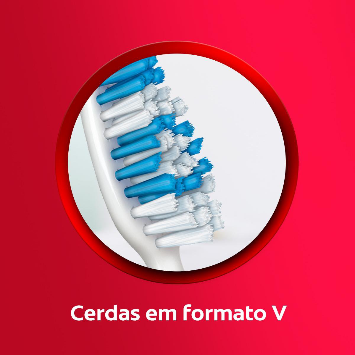 Escova de Dente Colgate Classic Clean 3 unidades