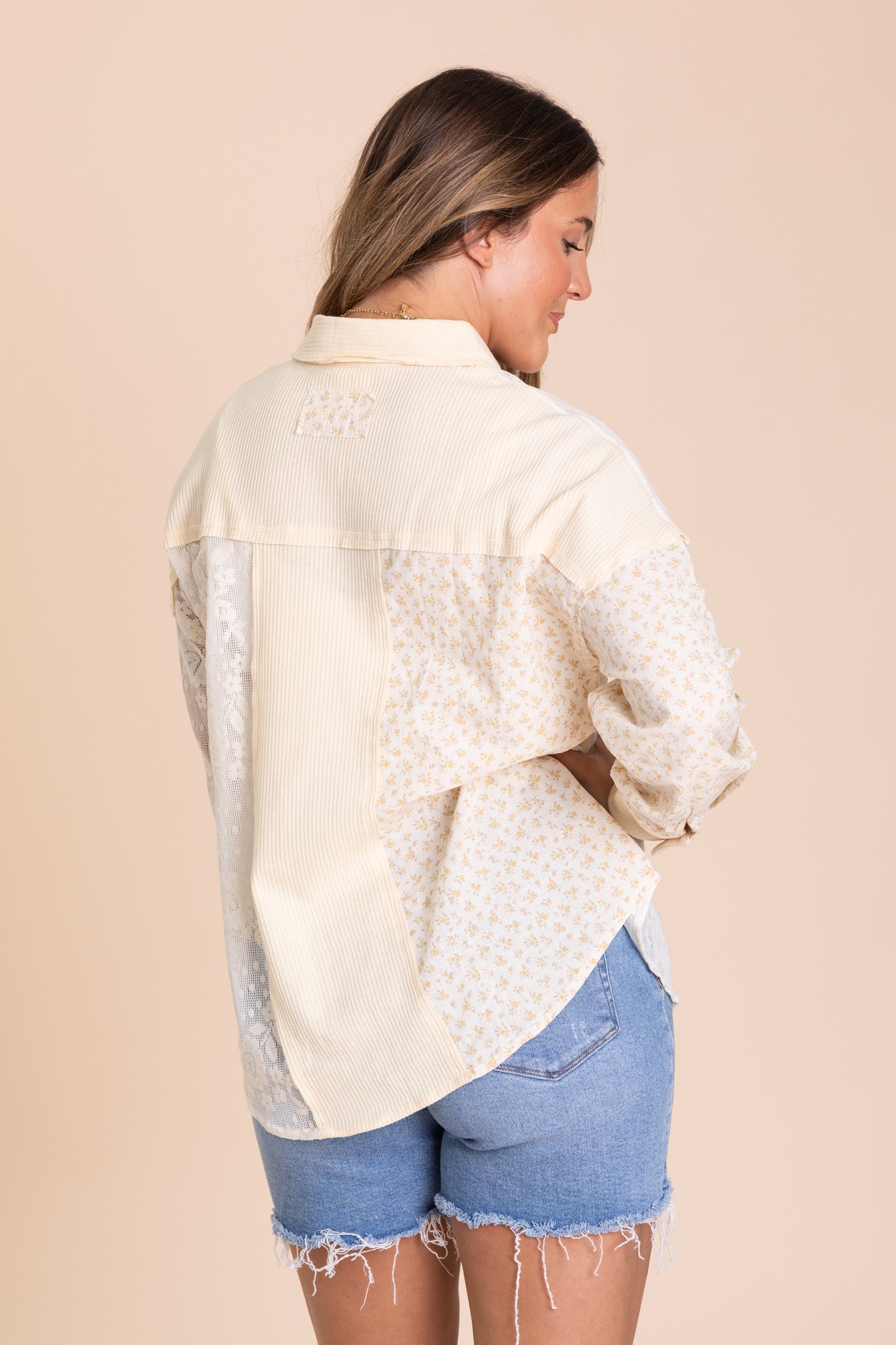 Cream Contrast Ribbed Knit And Lace Shacket
