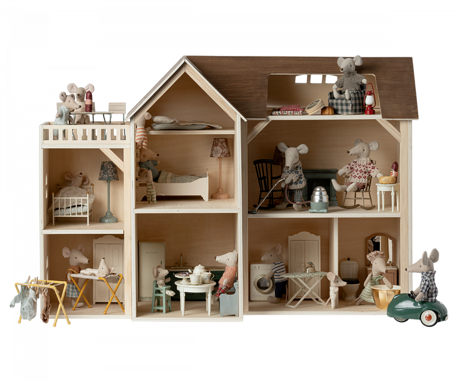 Mouse Farmhouse