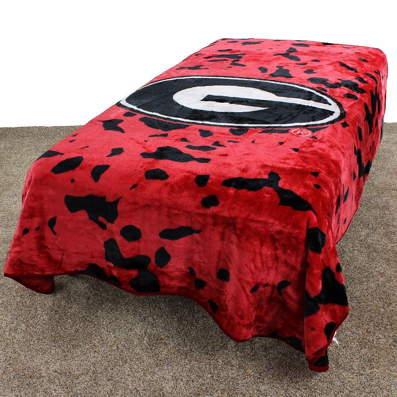 Georgia Bulldogs Throw Blanket