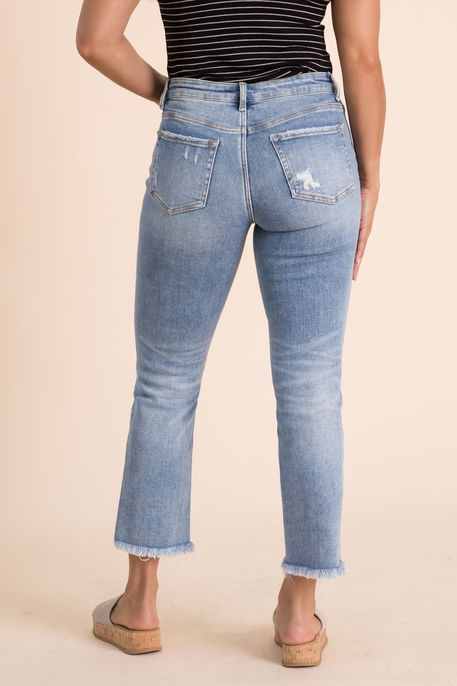 Lovervet Mid Rise Crop Slim Straight Jean