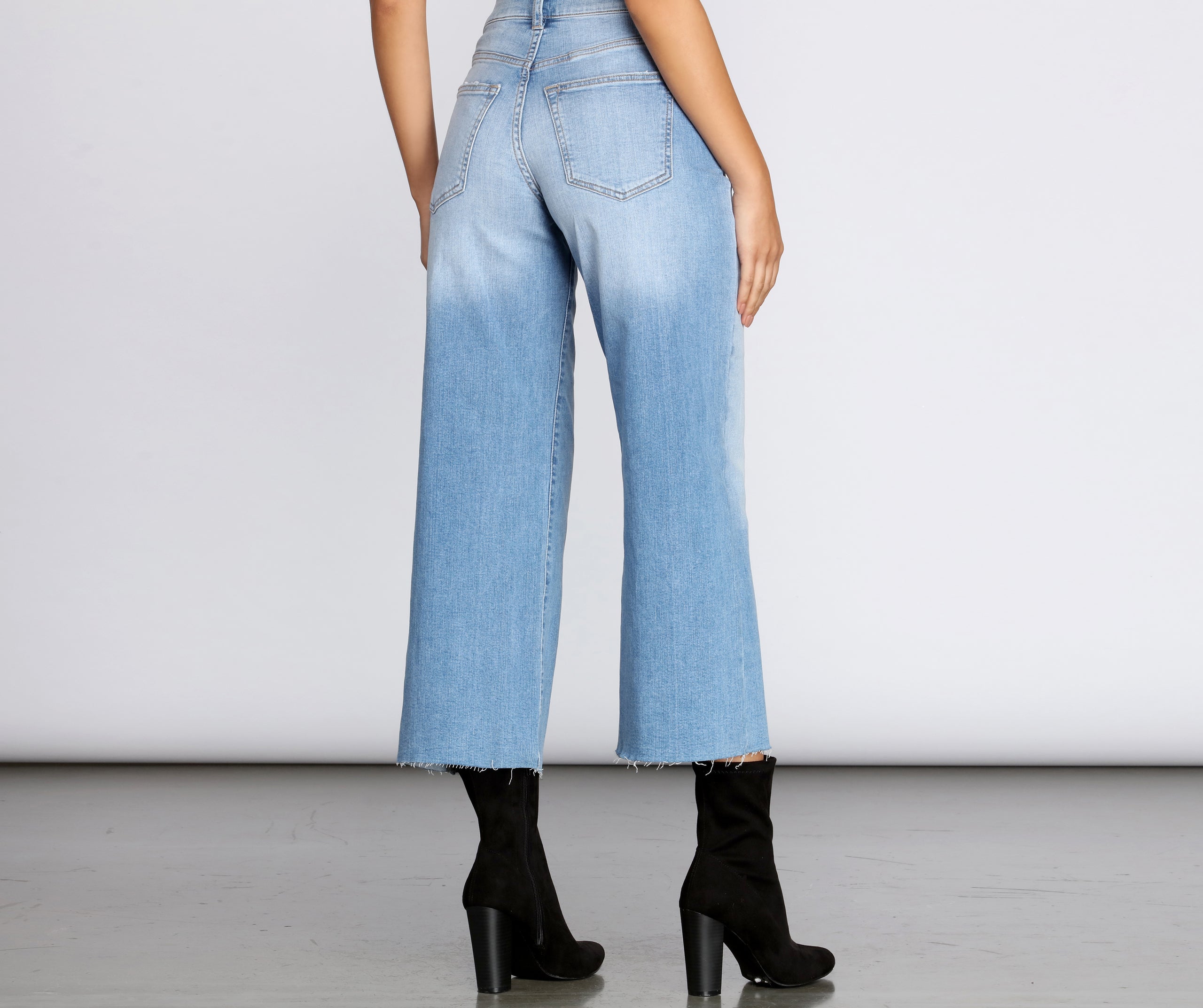 High Rise Wide Leg Crop Jeans