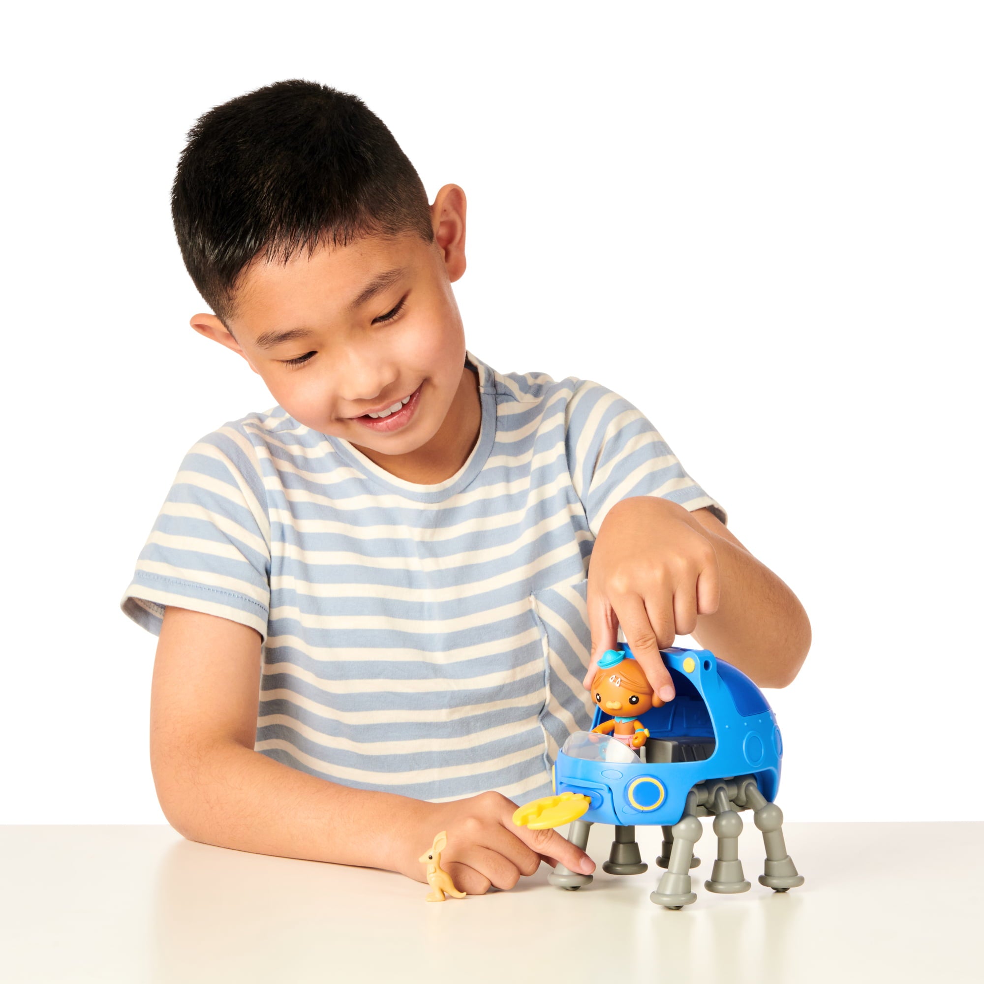 Octonauts Above and Beyond， Dashi and Terra Gup 1 Adventure Pack， Deluxe Toy Vehicle and 3 inch Figure， Preschool， Ages 3+