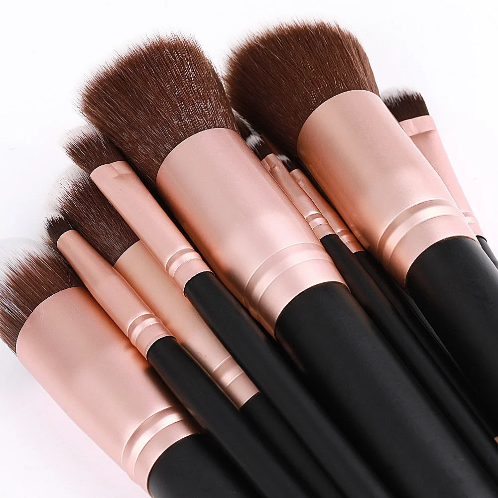 12 pcs Foundation Face Powder Concealers Blush Eyeshadow Makeup Brush Set