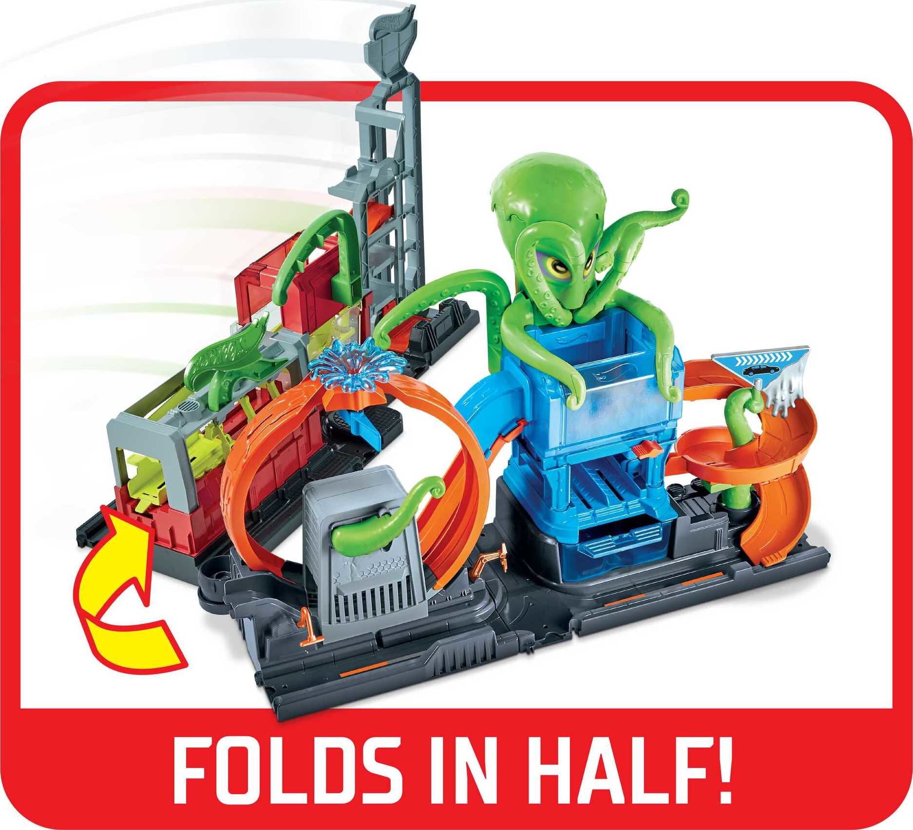 Hot Wheels City Ultimate Octo Car Wash Playset and 1 Color Reveal Toy Car in 1:64 Scale