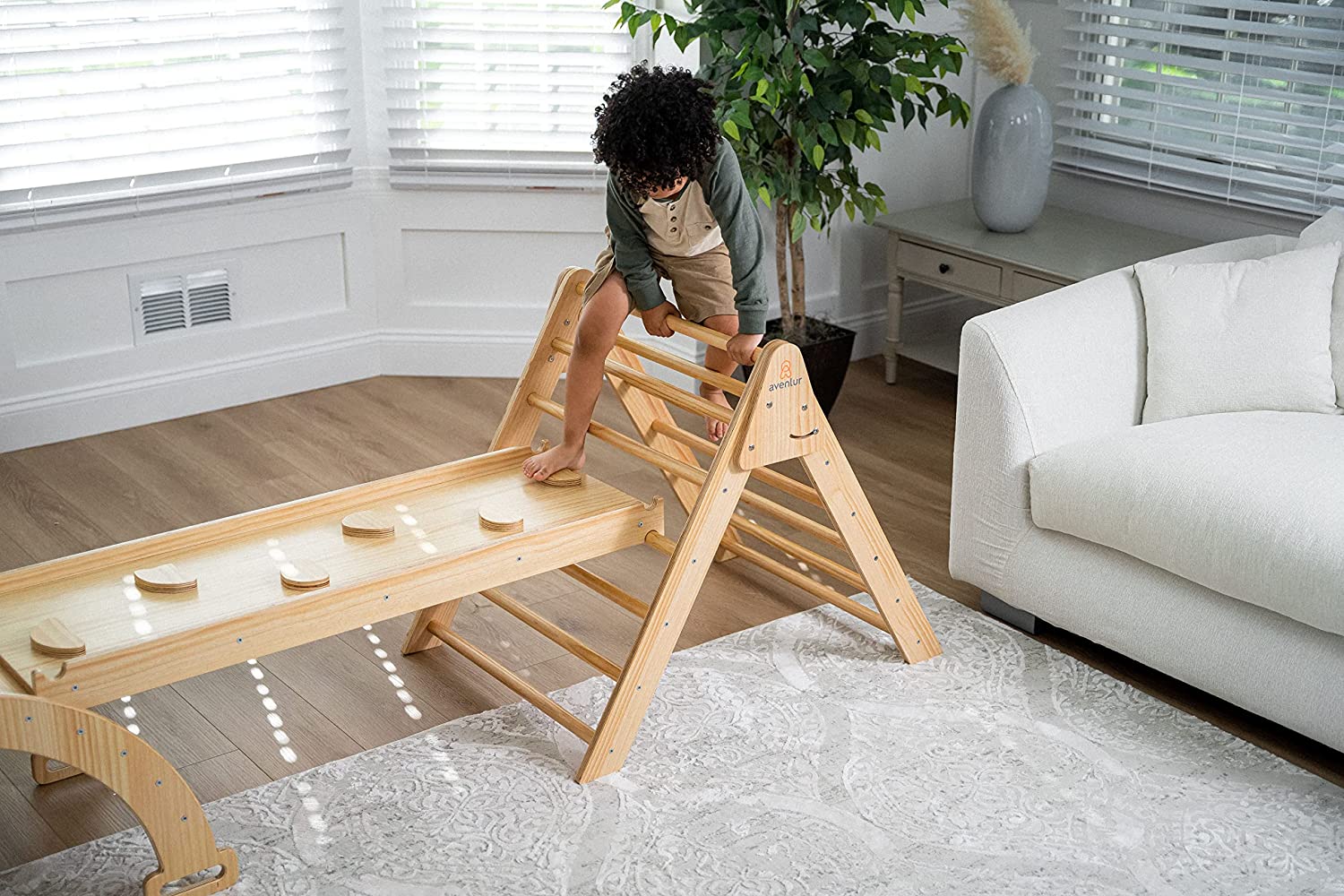 Lavinya Indoor Gym Playset 4-in-1 Foldable Triangle Ladder， Rock Climbing Ramp， Montessori Set Arch Climber， Rocker， Learning Waldorf Children Toy Structure， Playground for Toddlers and Kids 18m-6yrs