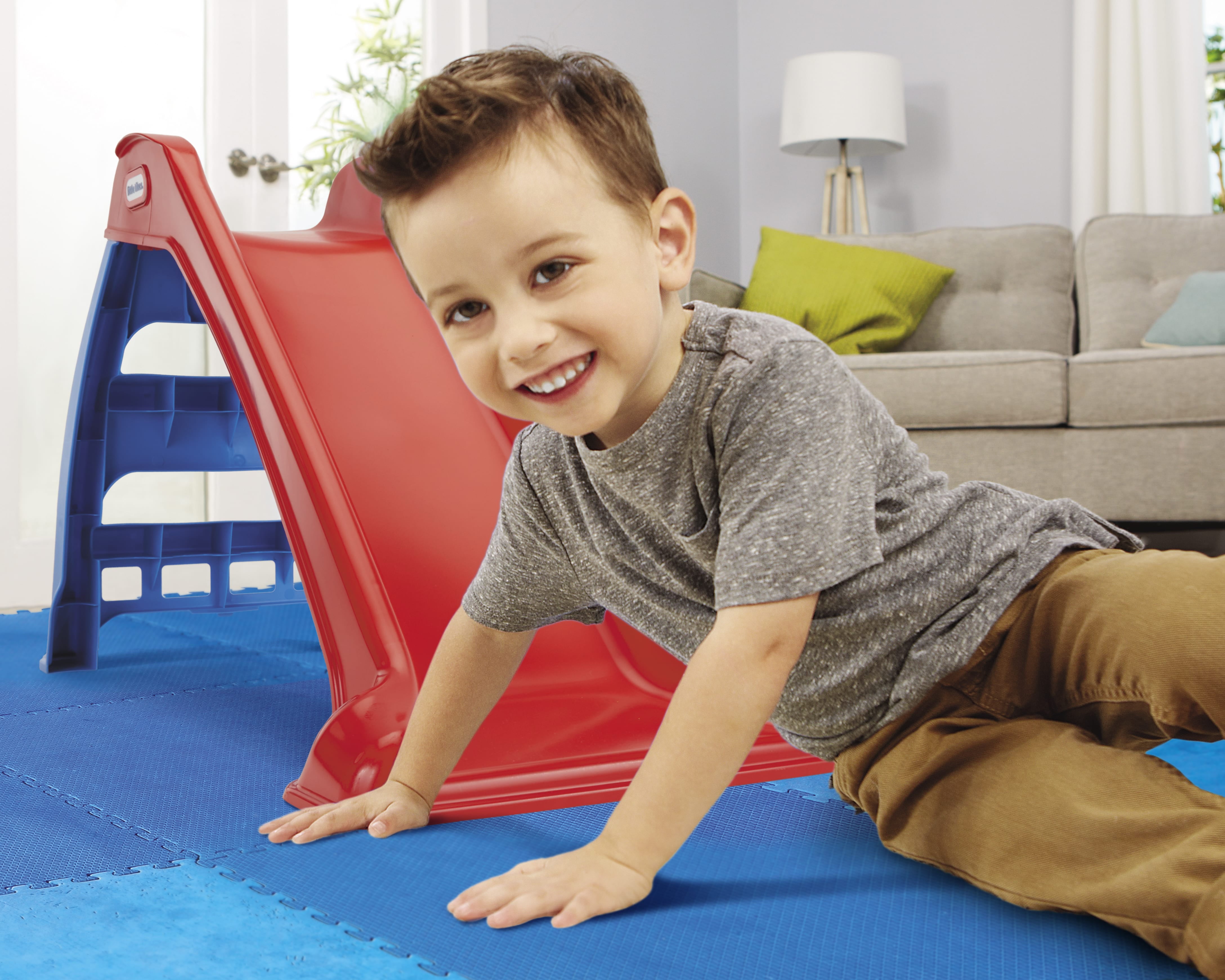 Little Tikes First Slide for Kids， Easy Set Up for Indoor Outdoor， Easy to Store， for Toddlers Ages 18 Months - 6 years