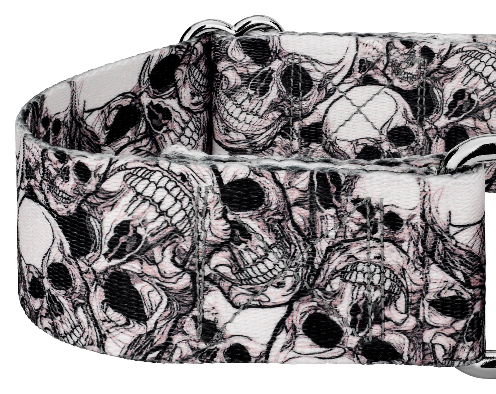 Country Brook Petz® 1 1/2 inch Phantom Skulls Martingale Dog Collar， Extra Large