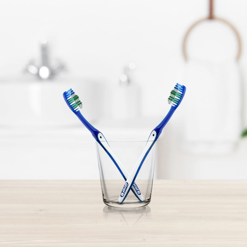 Escova Dental Oral-B 123 1 Unidade