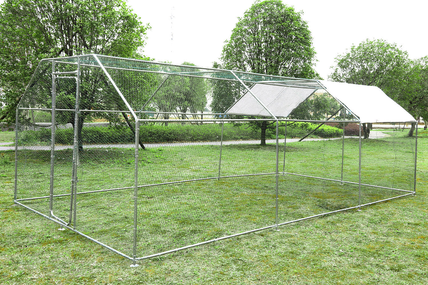 Walnest Walsport Outdoor Walk-in Large Metal Chicken Coop