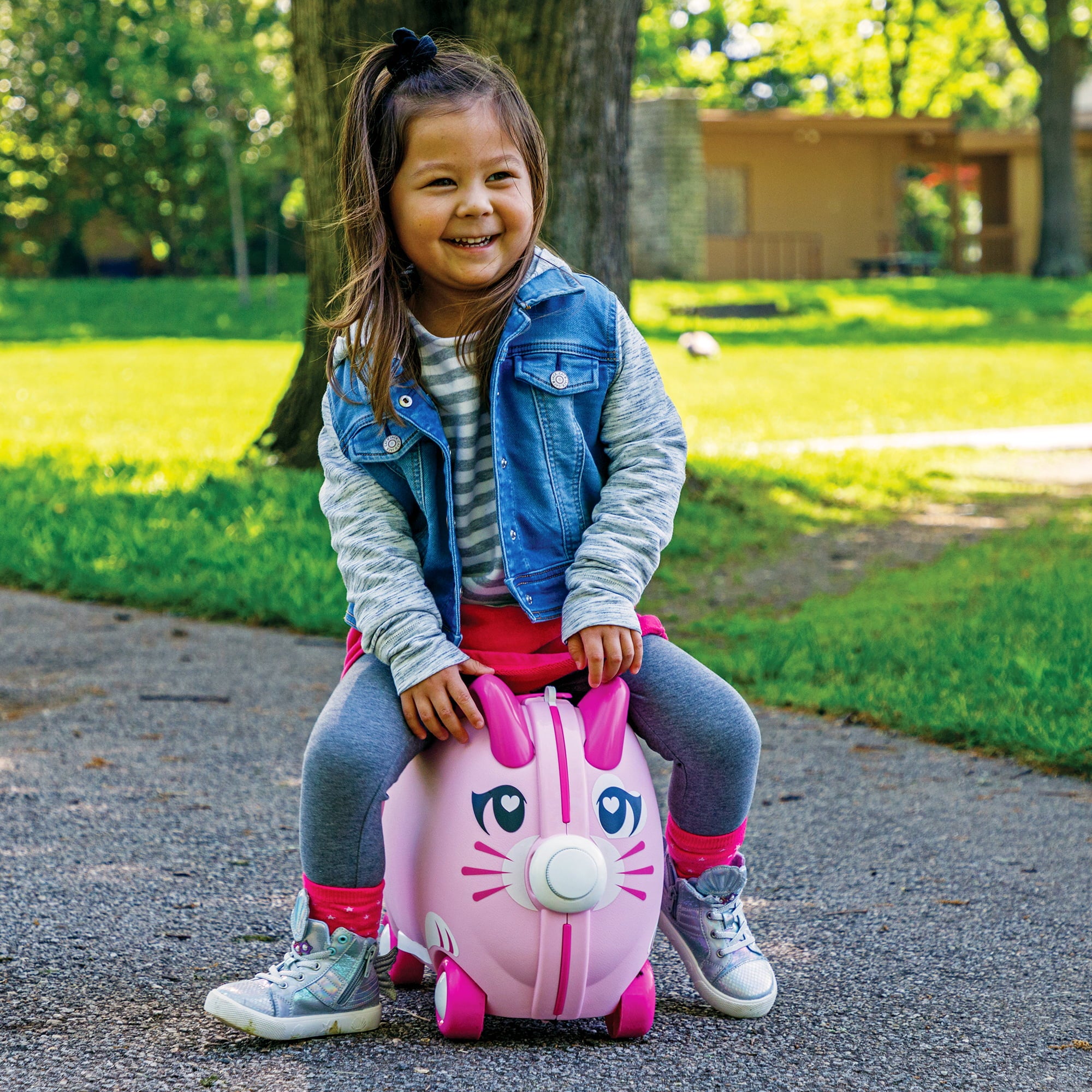 Huffy Kitty Pink Pack N Fun Carry-on Luggage for boys and girls