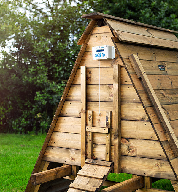 ChickenGuard 'Premium' Automatic Chicken Coop Pop Door Opener Lifts Up To 2 lbs， Timer/Light Sensor | Outdoor/Indoor Auto Door Opener， Chicken Coop Accessories