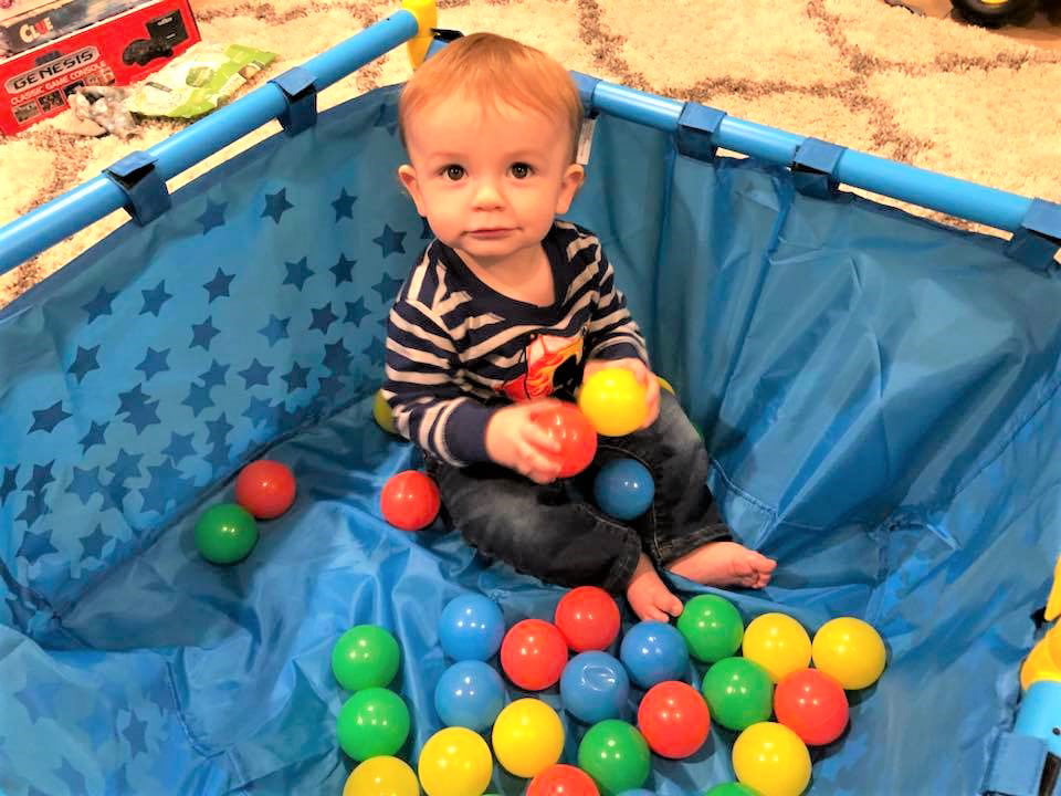 Eezy Peezy Active Climber with Ball Pit