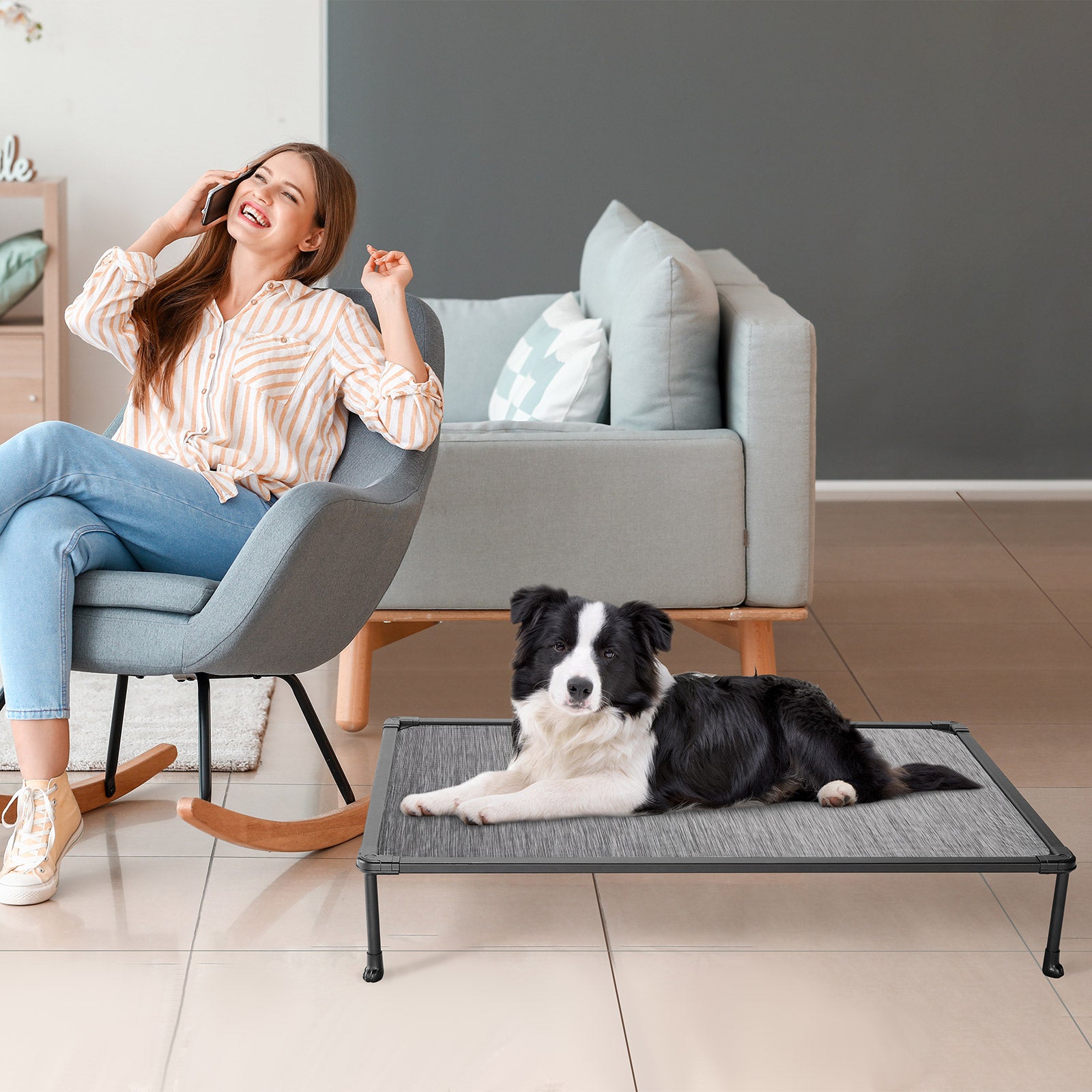 Veehoo Chewproof Dog Bed， Cooling Raised Dog Cots with Black Metal Frame， Medium， Black Silver