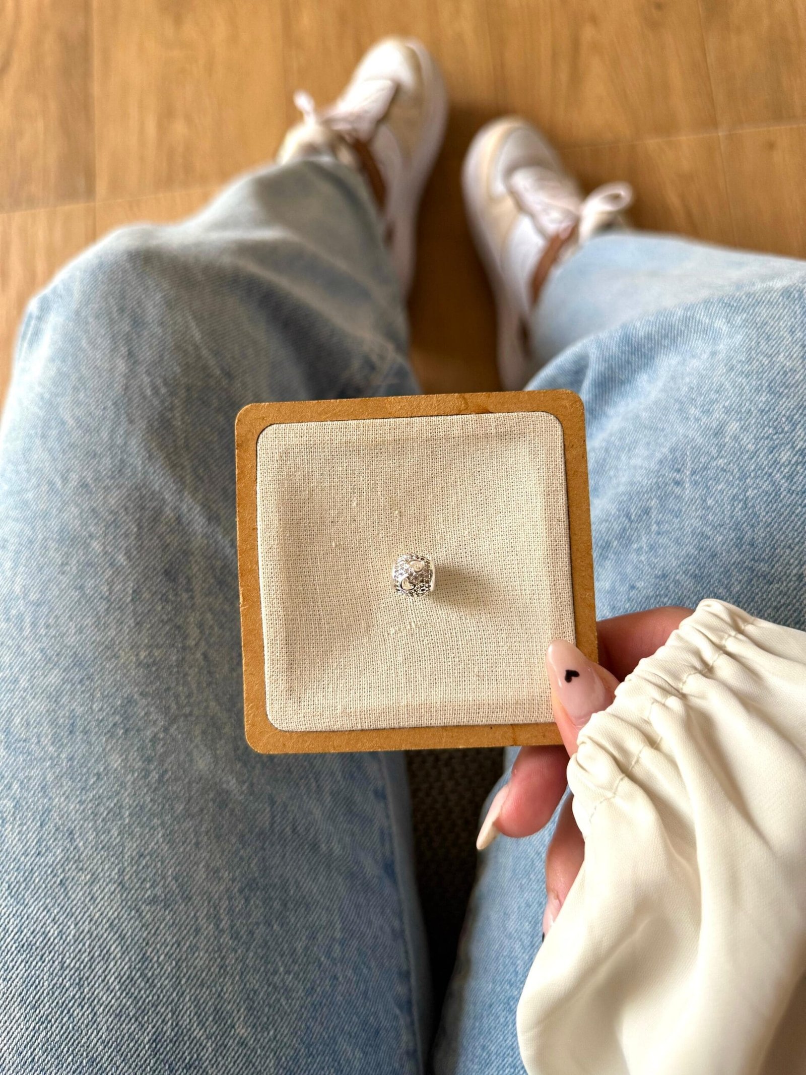 Berloque Redondo Cravej. C/ Coração Vaz.