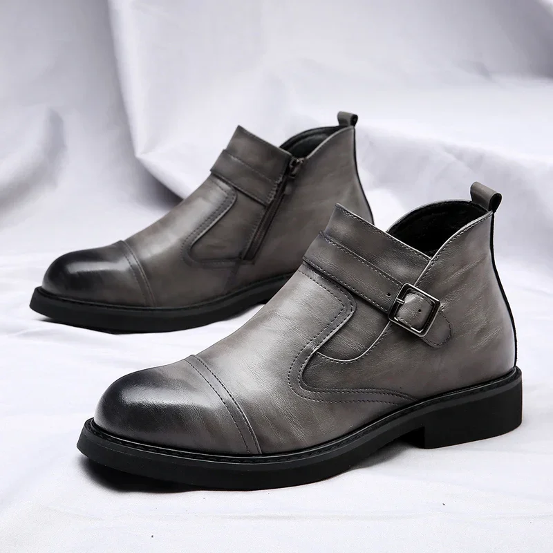 Bota Chelsea Blackwood™ em Couro Polido de Luxo / Sofisticação, Durabilidade e Máximo Conforto!