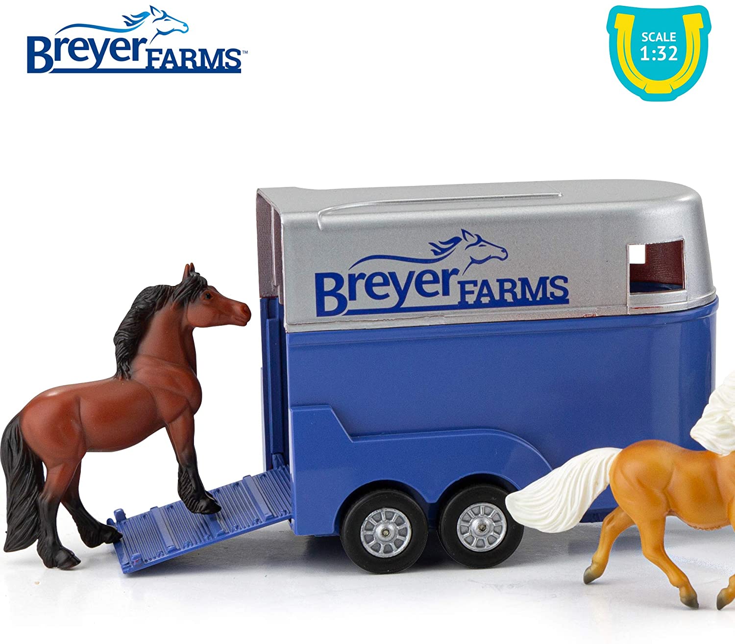 Breyer Farms 1:32 Scale Land Rover and Tag-a-Long Trailer with 2 Stablemates Horses Action Figure Set， 4 Pieces