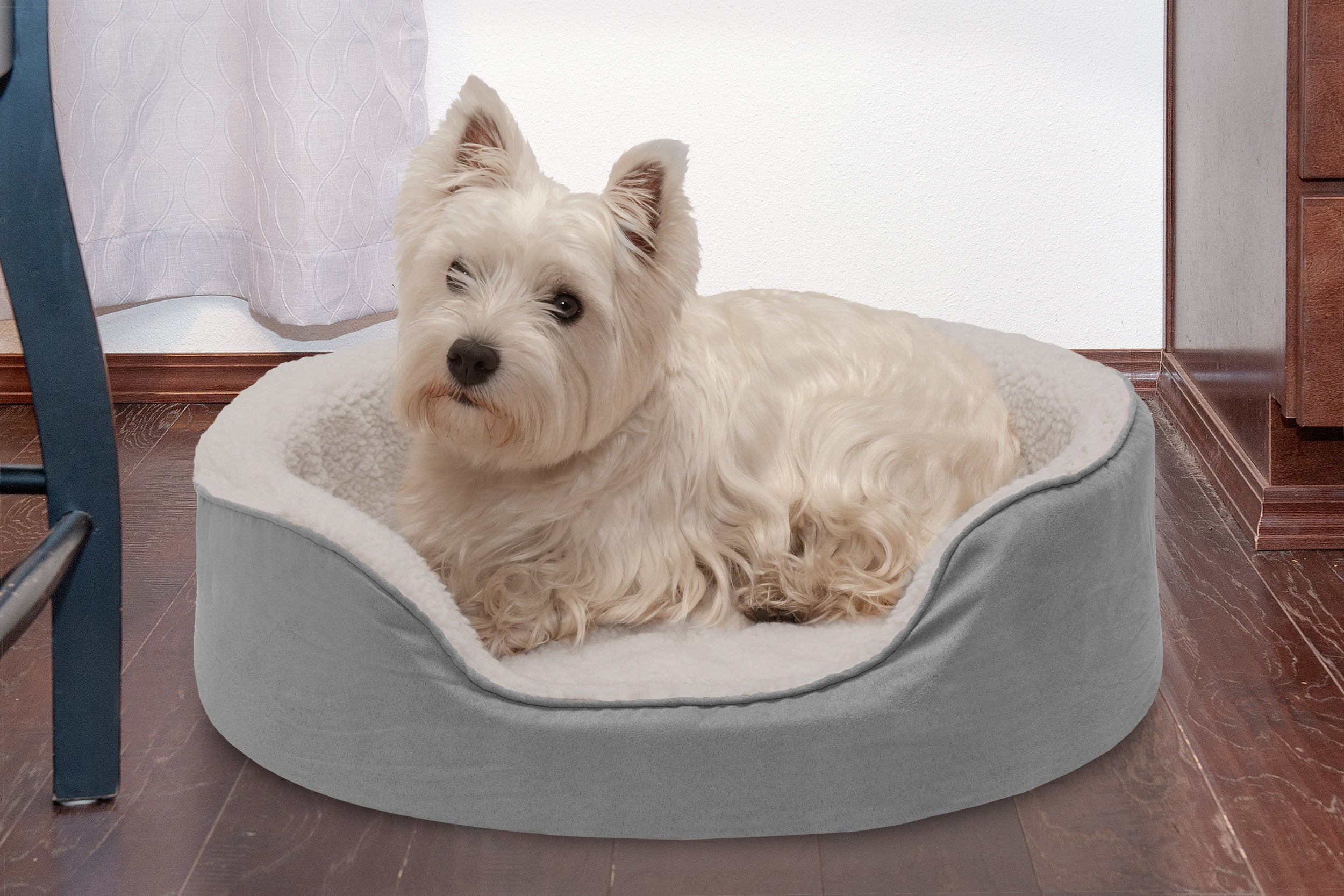 FurHaven | Orthopedic Faux Sheepskin and Suede Oval Pet Bed for Dogs and Cats， Gray， Medium