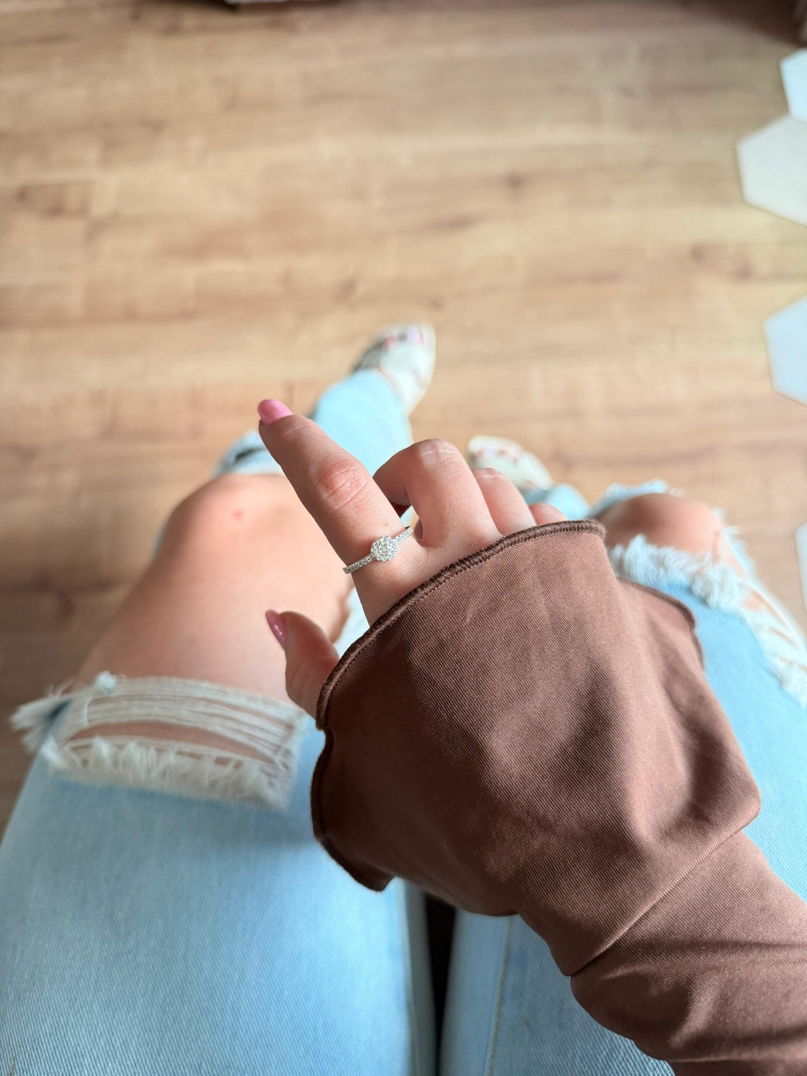 Anel Cravejado Majestoso