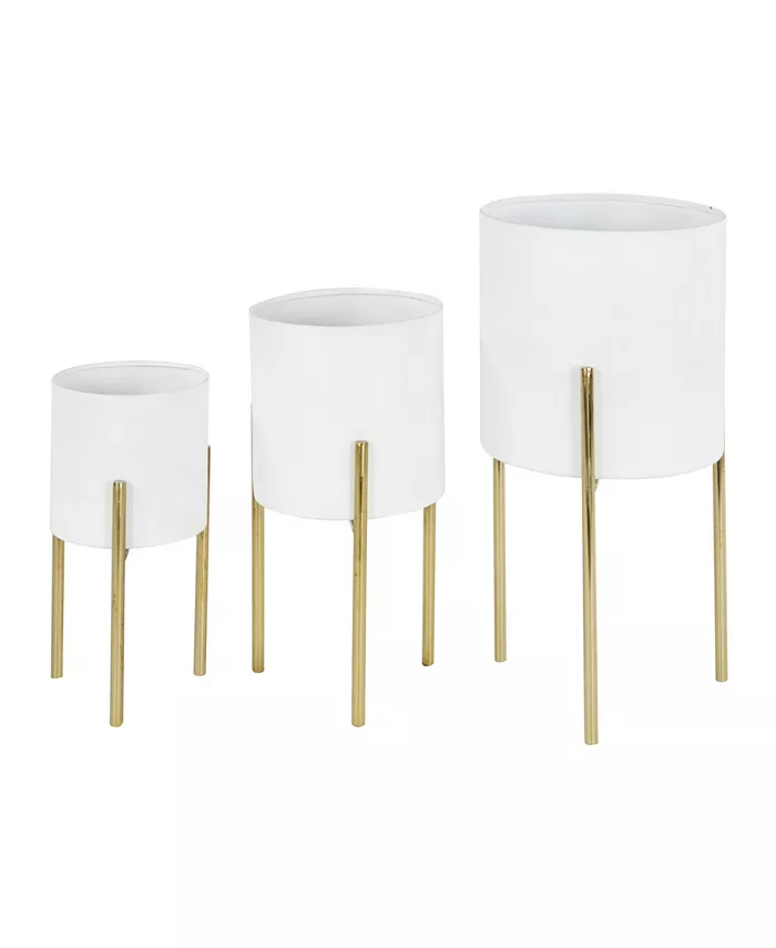 Rosemary Lane Contemporary Style Large Round Metal Planters in Stands， Set of 3