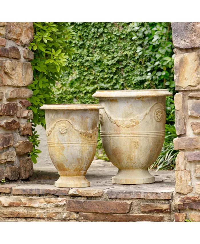 Park Hill Collection Oyster Metal Pots