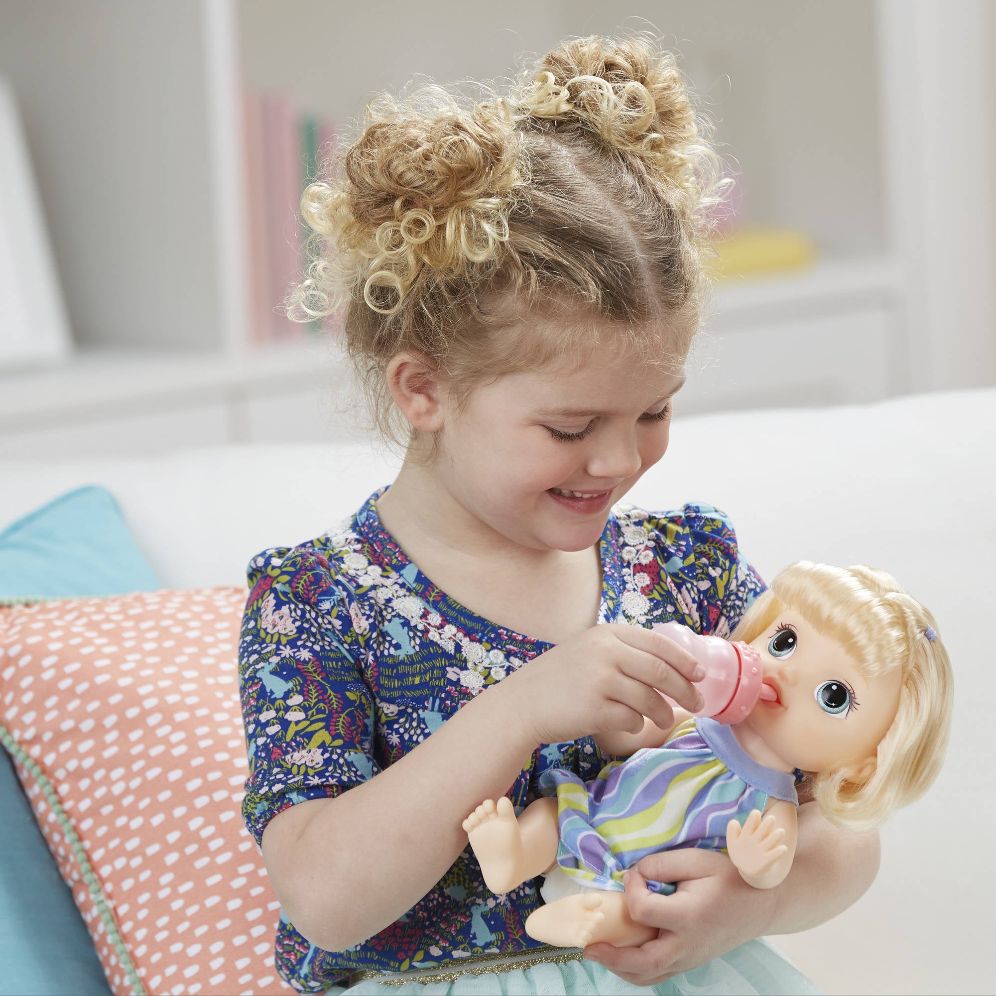 BABY ALIVE FINGER PAINT BABY BLONDE