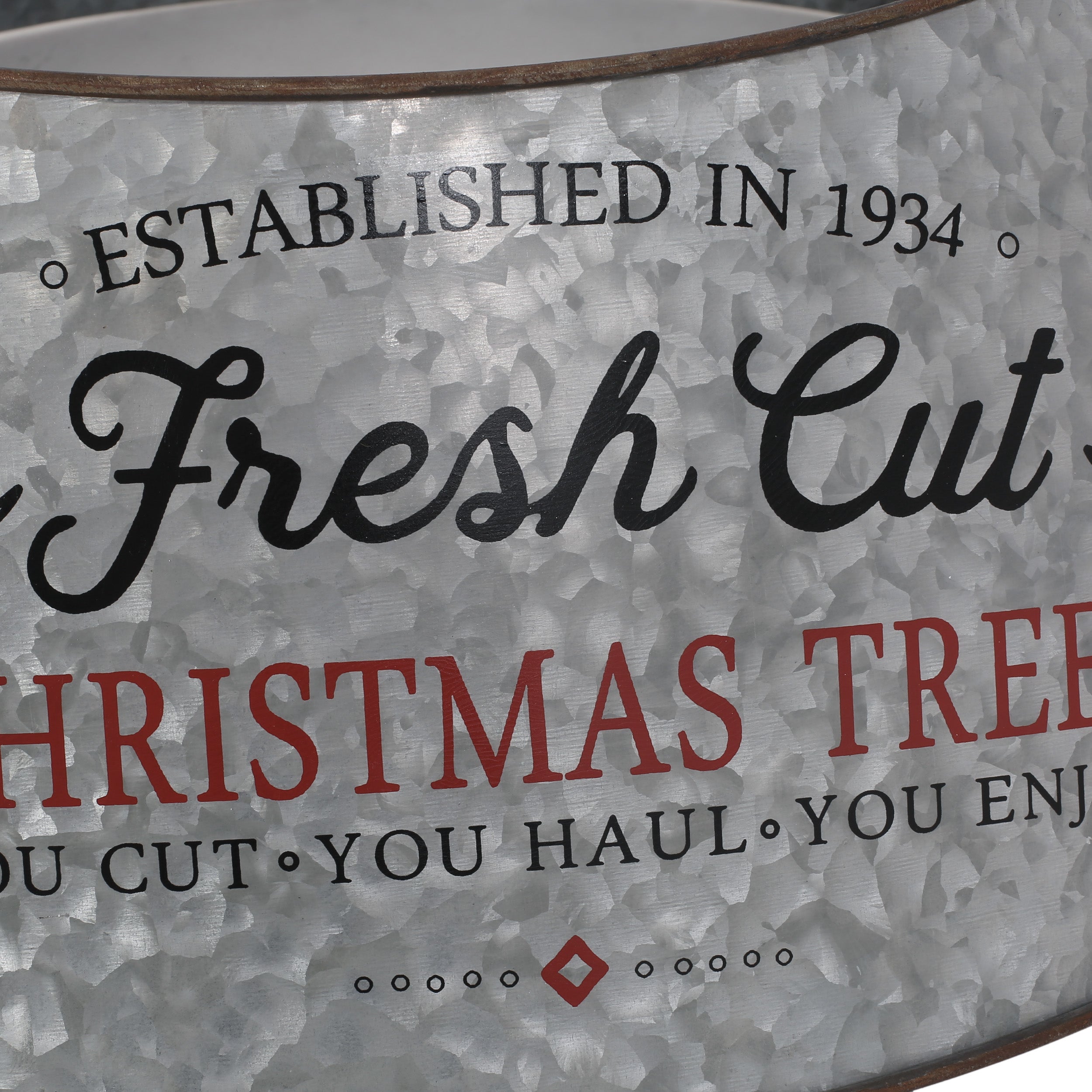 Farrarville Metal Christmas Tree Collar, Antique Silver