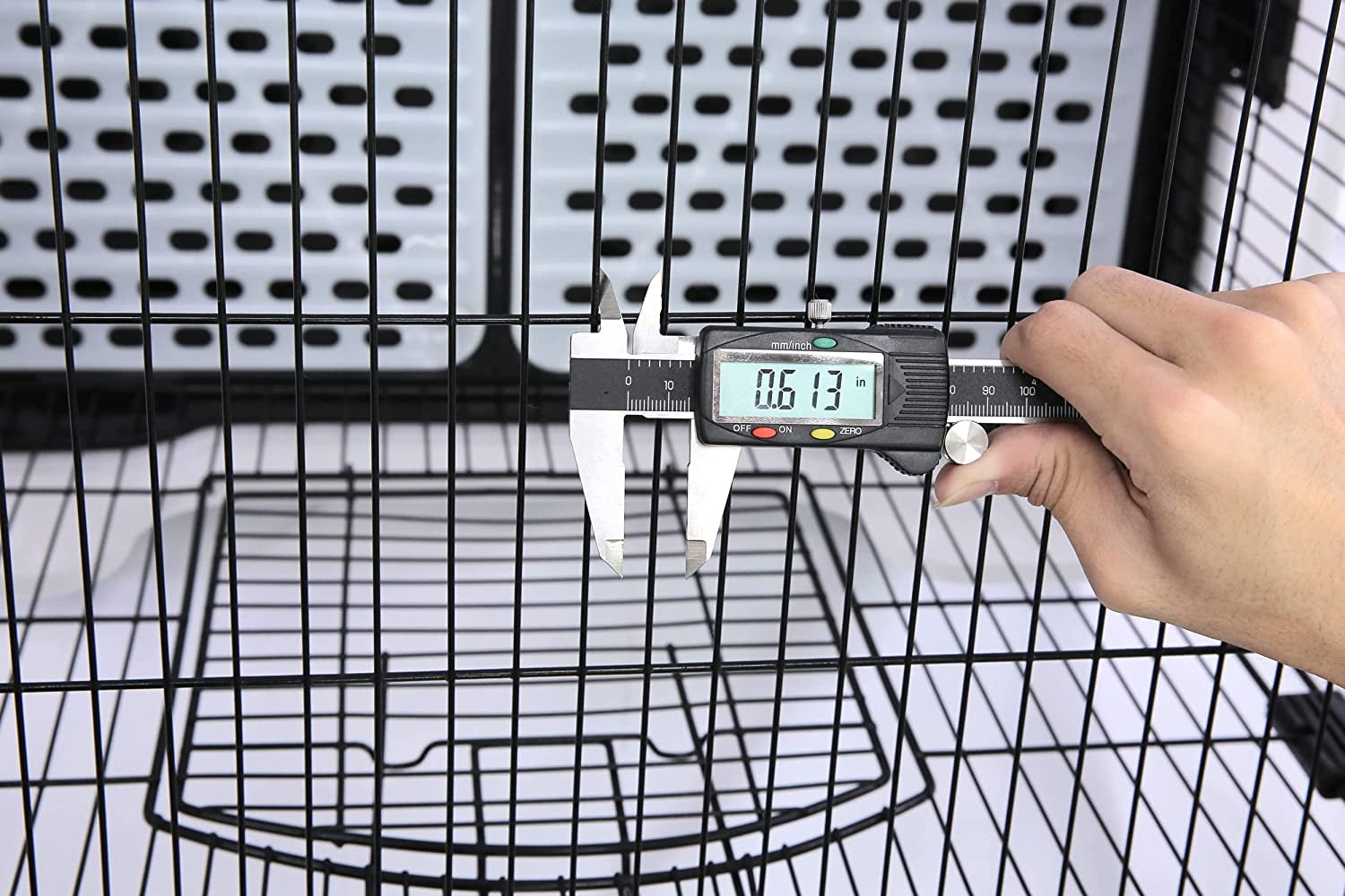 Homey Pet Rabbit Chinchilla Ferret Hamster Cage Carry with Pull Out Tray and Caster Size: L25 XW17 XH21 (25