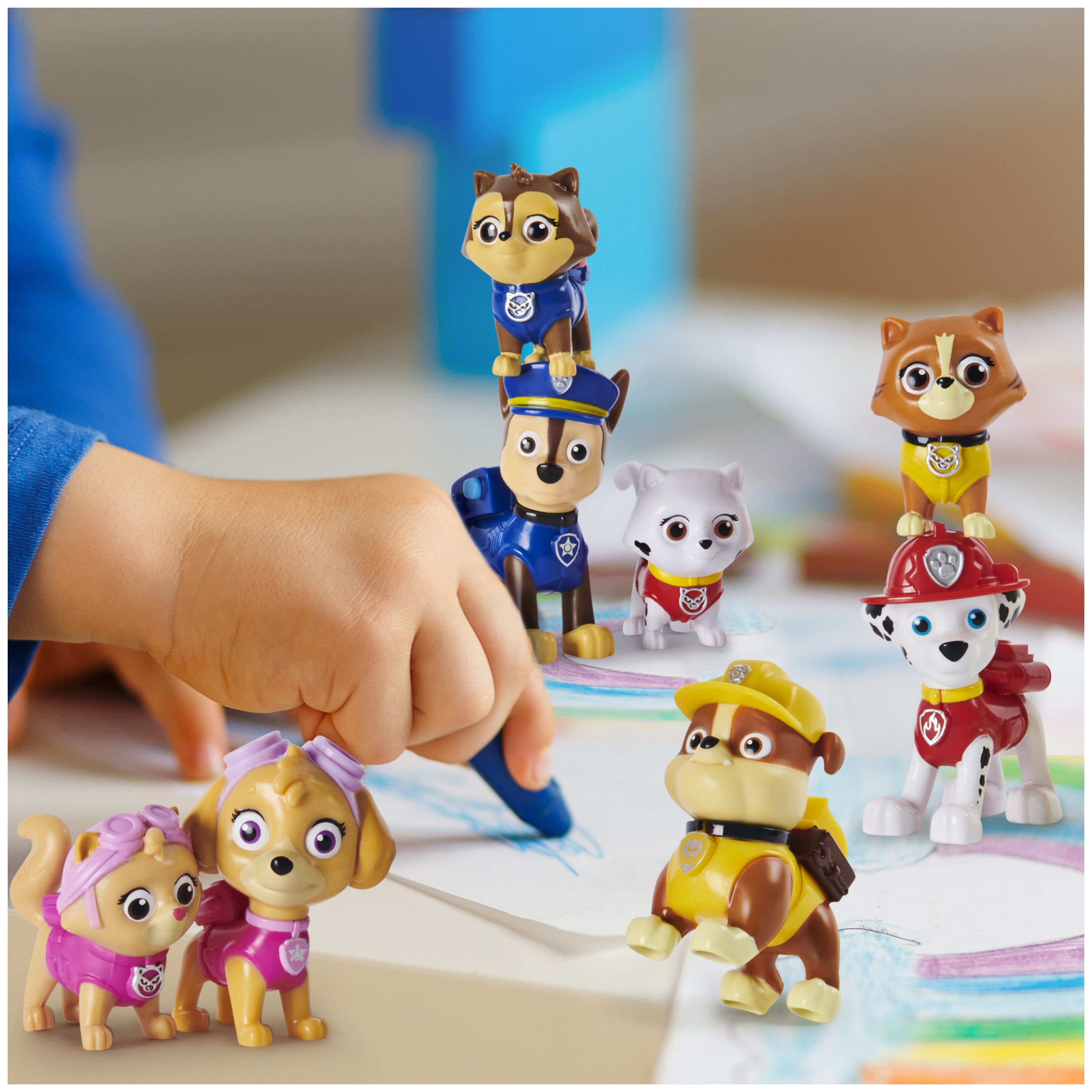 Paw Patrol， Kitty Catastrophe Gift Set with 8 Collectible Toy Figures， for Kids Aged 3 and up