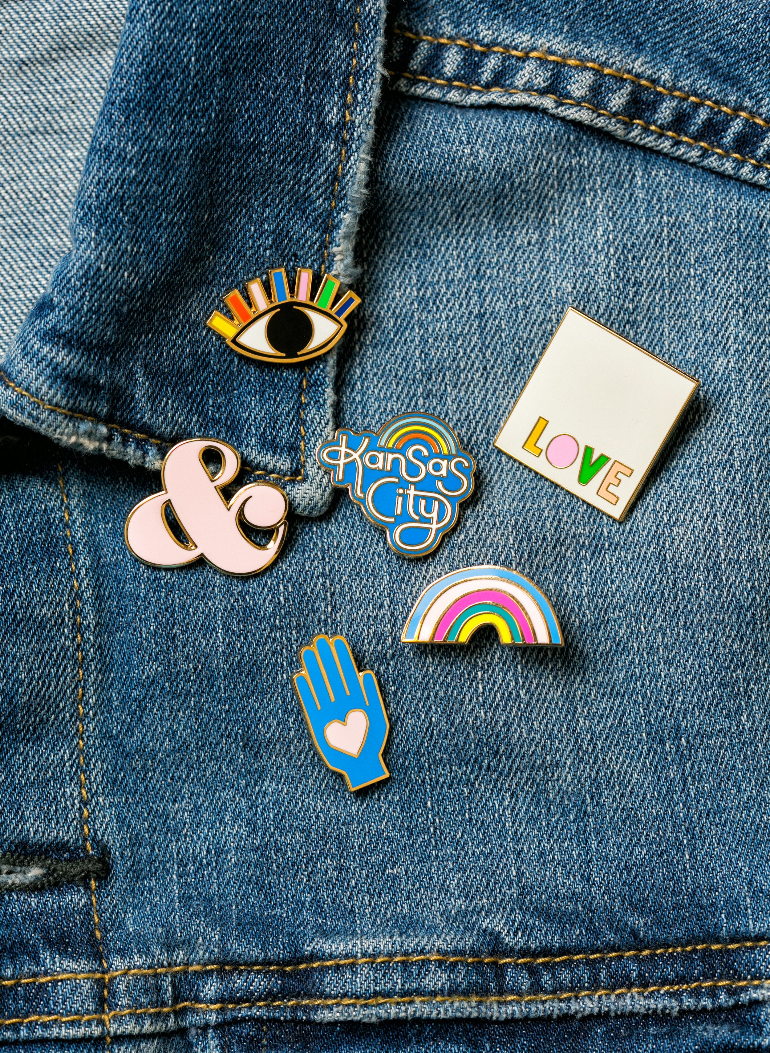 Retro Kansas City Enamel Pin - Blue