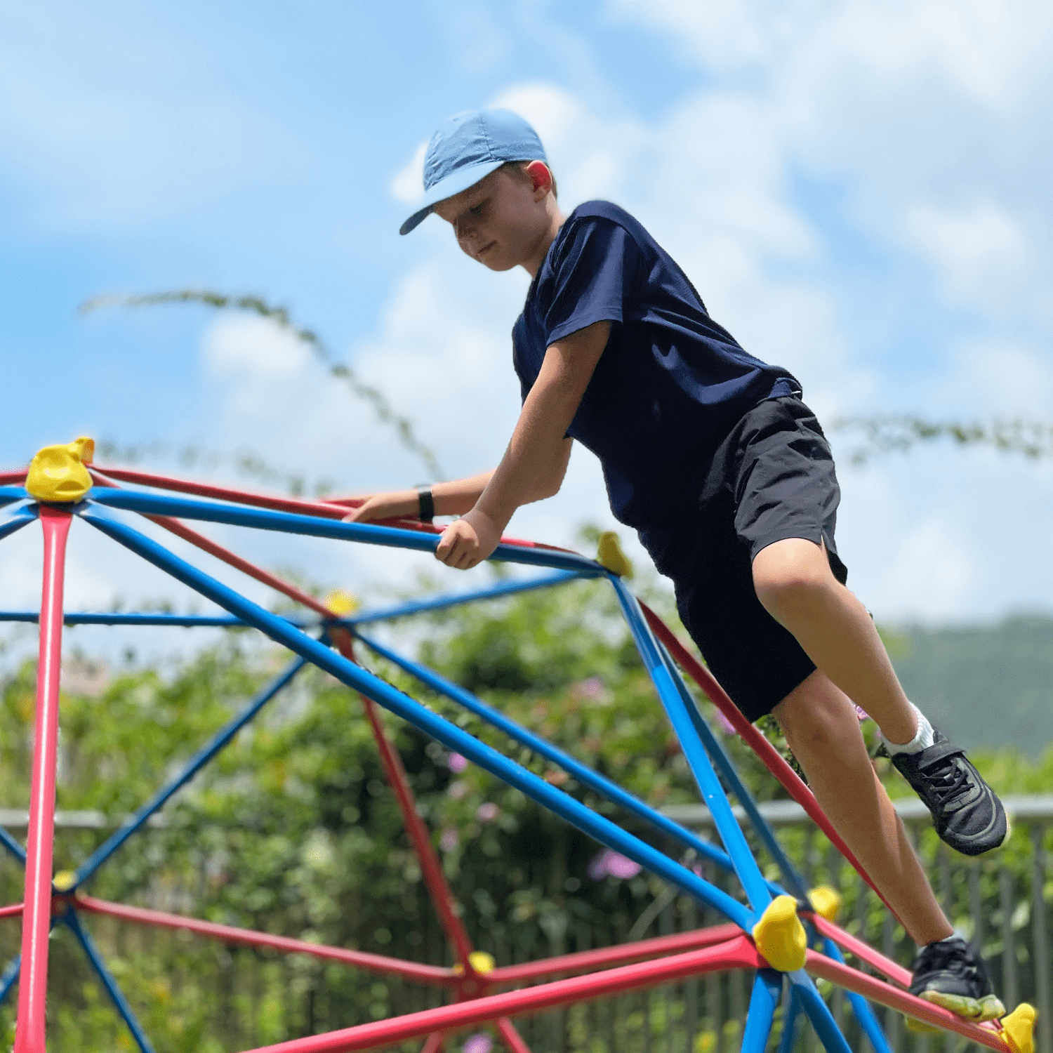 The Bubble Factory 10 ft Steel Climbing Dome For Kids - 10' x 5'