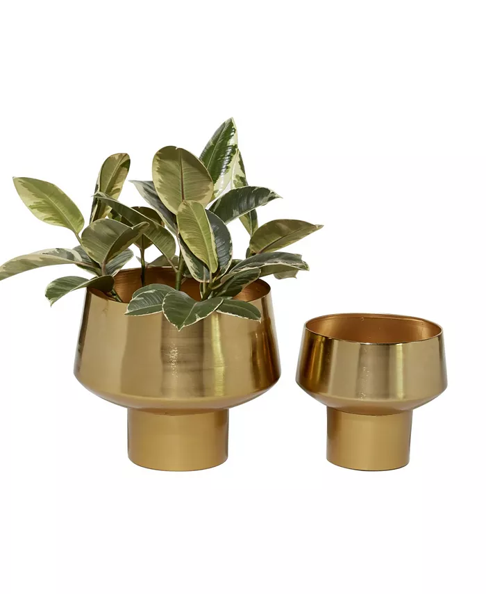Rosemary Lane Decorative Metal Cup Shaped Planters with High Shine Finish， Set of 2