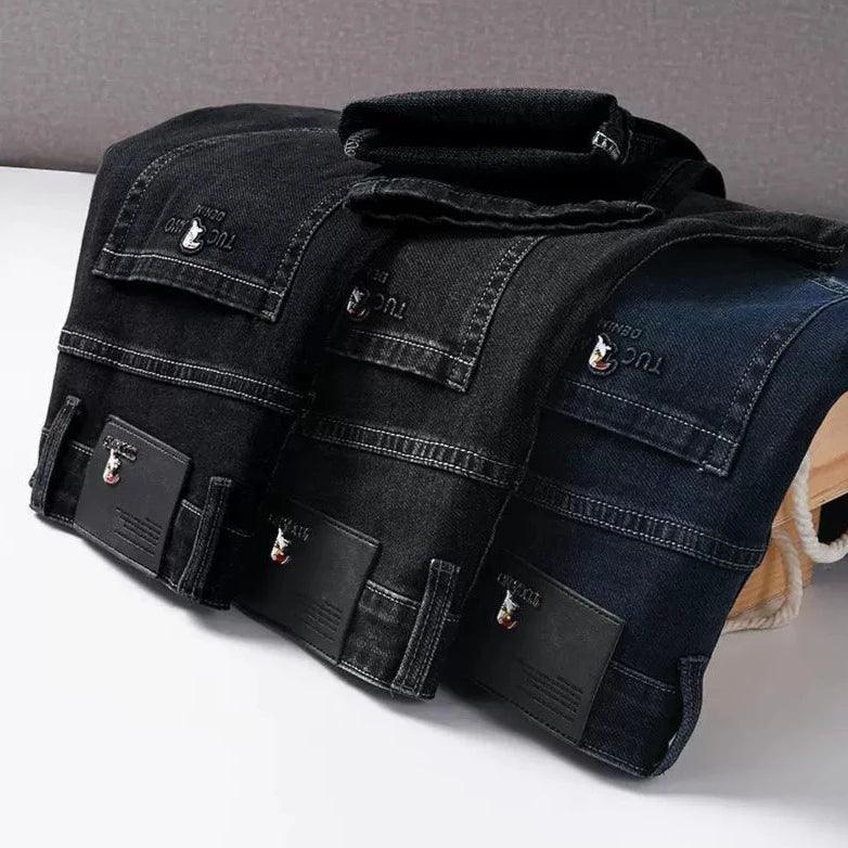 Calça Jeans Masculina TucanoGo™ com Acabamento Premium / O Jeans Oficial do Homem Moderno & Elegante!
