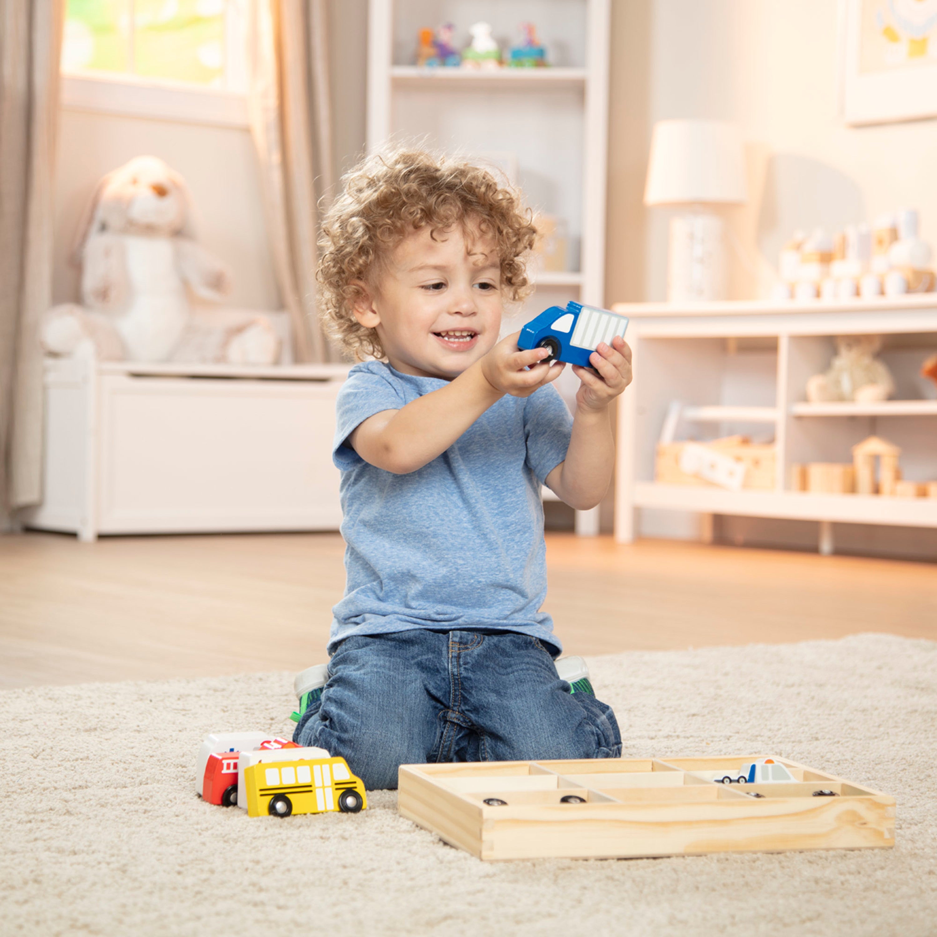 Melissa and Doug Wooden Town Vehicles Set in Wooden Tray (9 pcs)