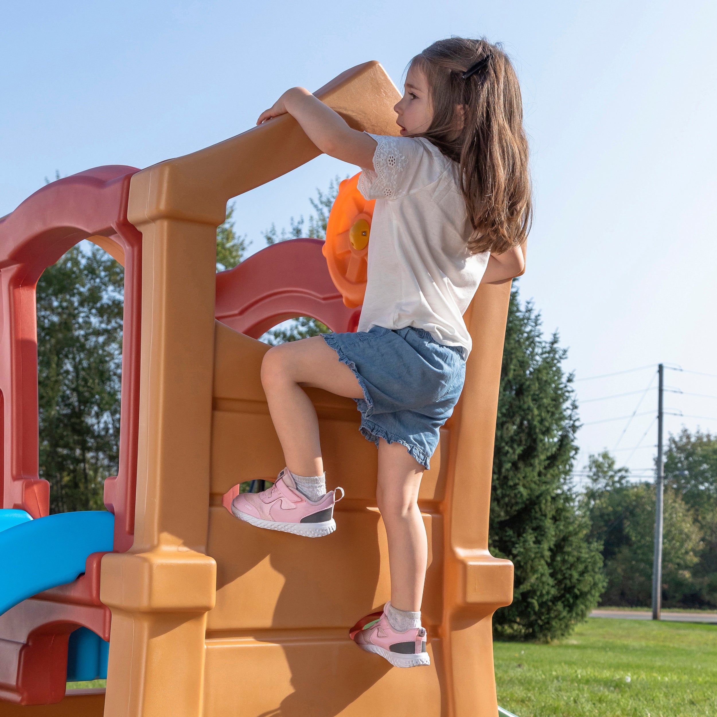 Step2 Play Up Double Slide Climber， Toddlers