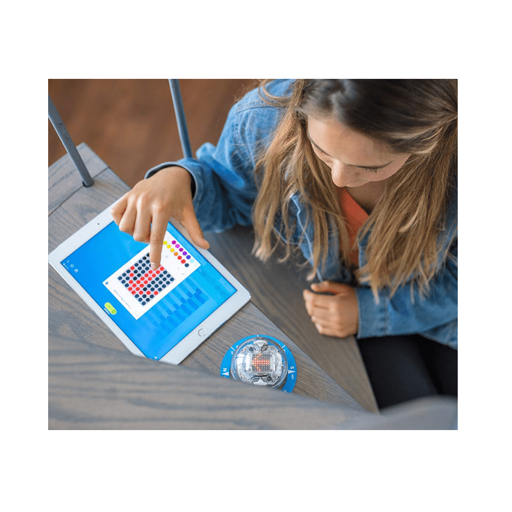 Sphero Bolt | Educational Toy for Kids， App-Enabled Robot Ball with Sensors， Programming Robot | Mini programmable robot toy for kids