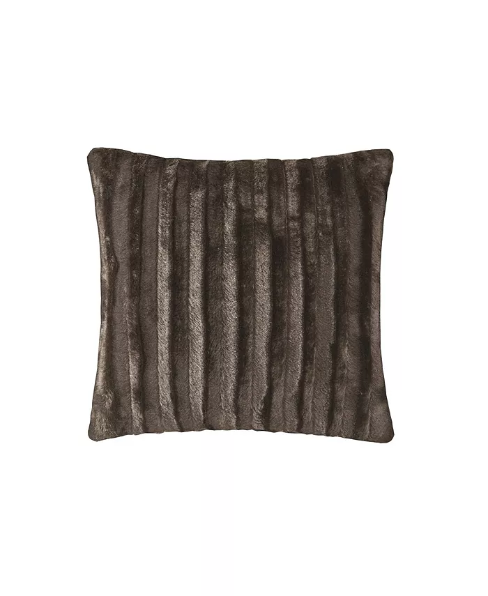 Gracie Mills Duke Faux Fur Square Pillow - Chocolate， 20x20