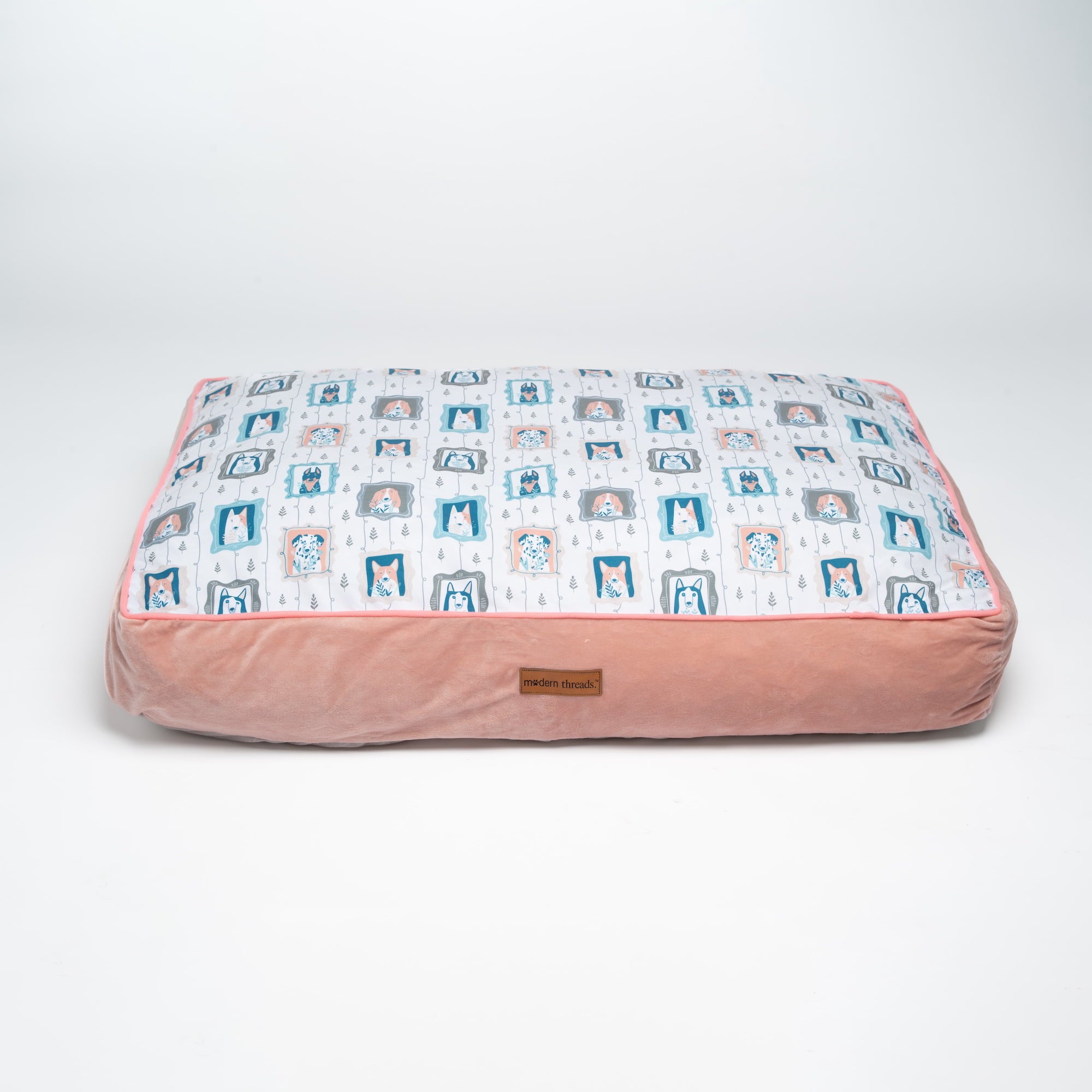 Modern Threads Large Orthopedic Memory Foam Pillow Dog Bed， Potraits