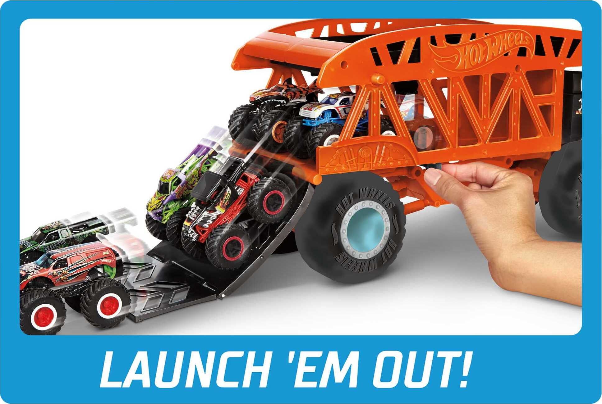 Hot Wheels Monster Trucks Monster Mover， Large-Scale Launcher and Hauler， Stores 12 Toy Trucks