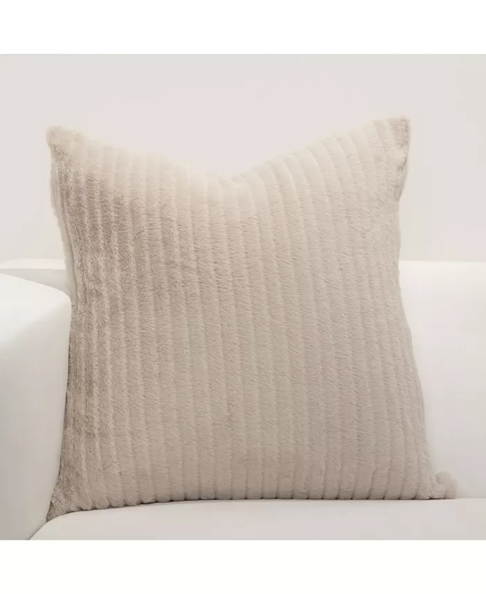 F. Scott Fitzgerald F Scott Fitzgerald Arm In Arm Decorative Pillow， 20