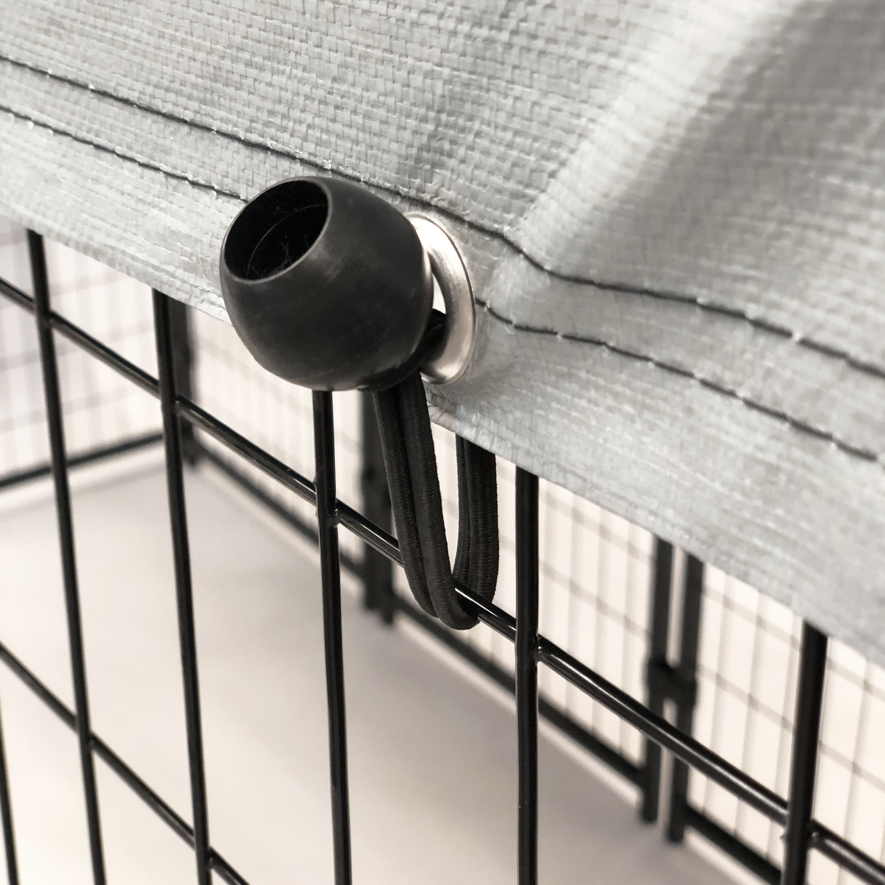 KennelMaster Black Welded Wire Dog Kennel， 48