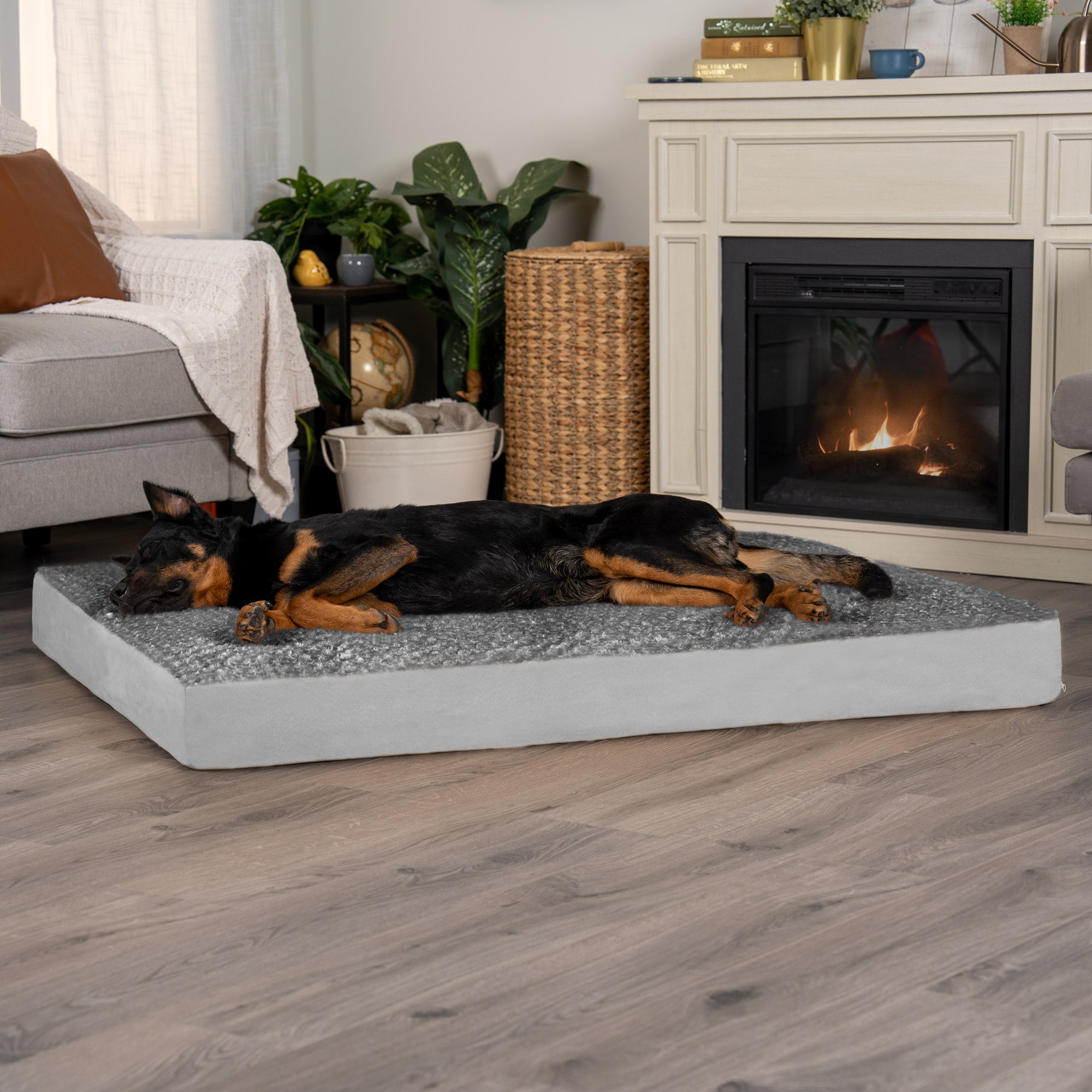 FurHaven | Deluxe Memory Foam Ultra Plush Mattress Pet Bed for Dogs and Cats， Gray， Jumbo Plus