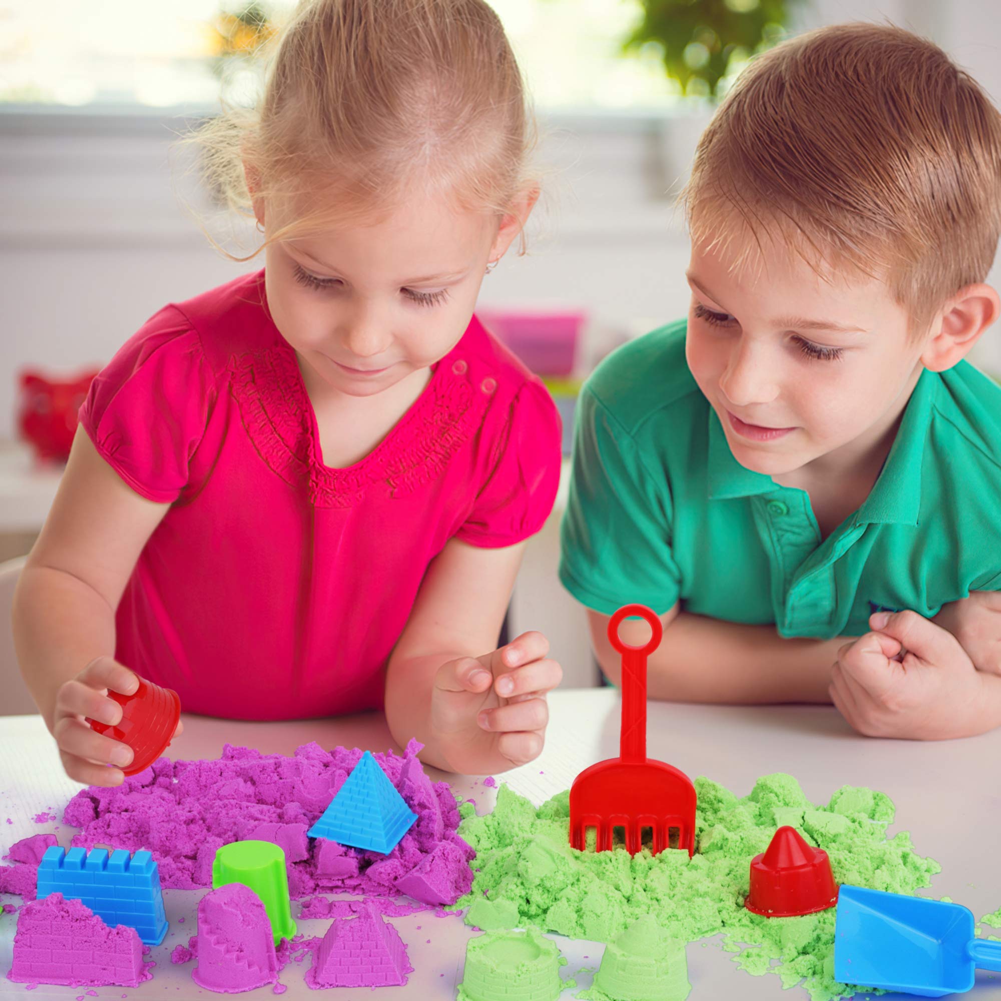 Playkidz Sandmax 2.3LB Bucket - Beach Day Fun Playset with Castle Molds, Tools, and Clingy Moving Sand -Reusable Storage Container - Sensory Activity and Development - Ages 3+