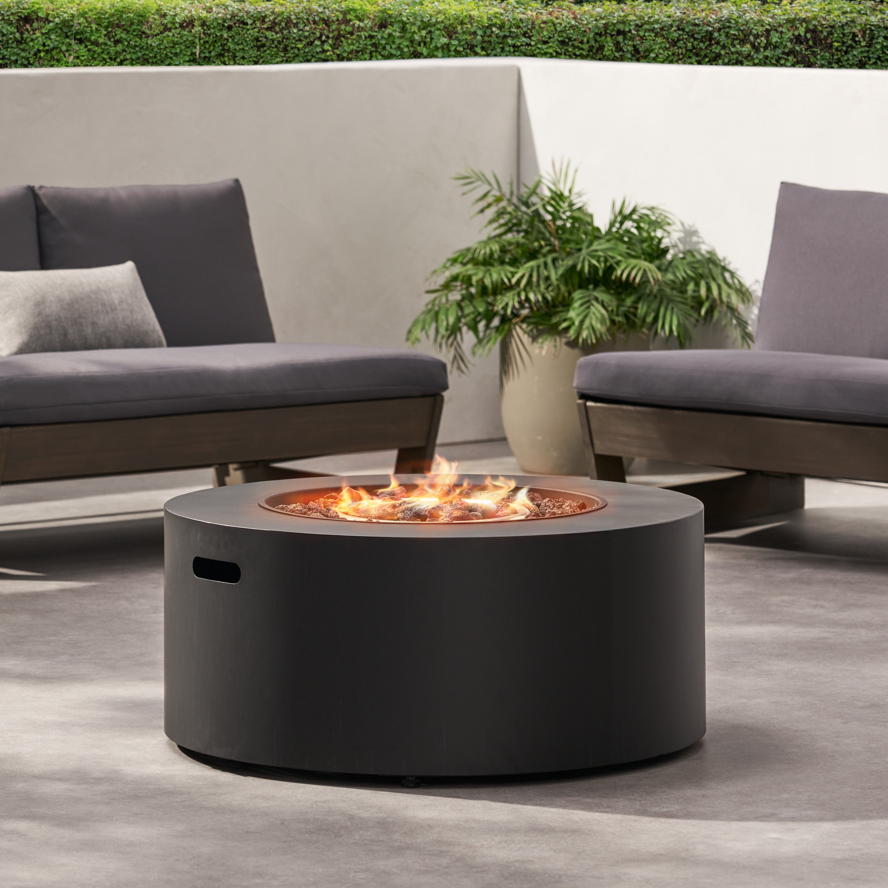 Jasmine Outdoor 40,000 BTU Circular Fire Pit (No Tank Holder)