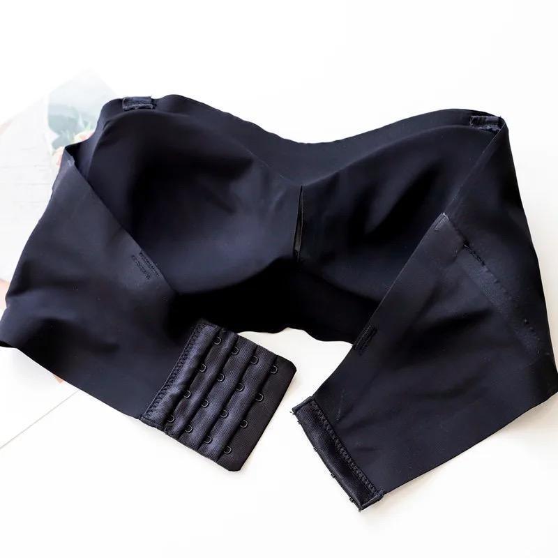 Kit com 4 Sutiãs SoftLift™ em Seda Gelo / Os Únicos Que Você Escolhe se Quer Usar Com ou Sem Alça!