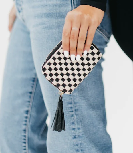 PRE-ORDER Wynona Woven Wallet shipping apx 4/30