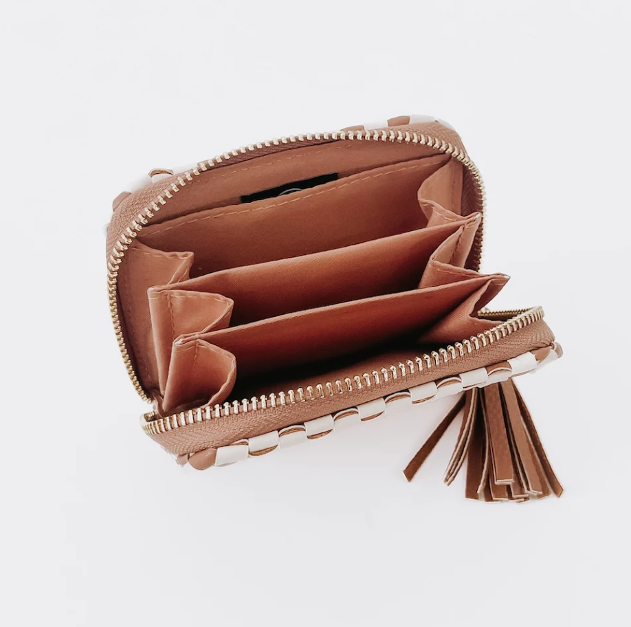 PRE-ORDER Wynona Woven Wallet shipping apx 4/30