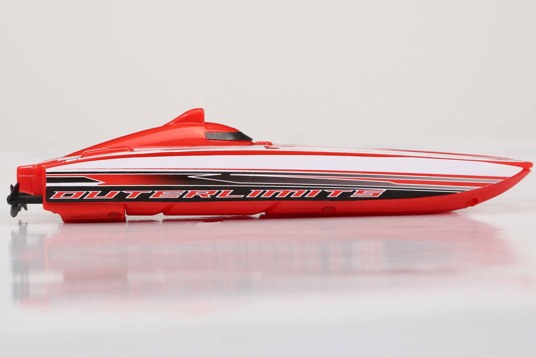 Adventure Force 6 inch Outer Limits Catamaran Battery Radio Control Nano Mini Boat， 6706-3RH