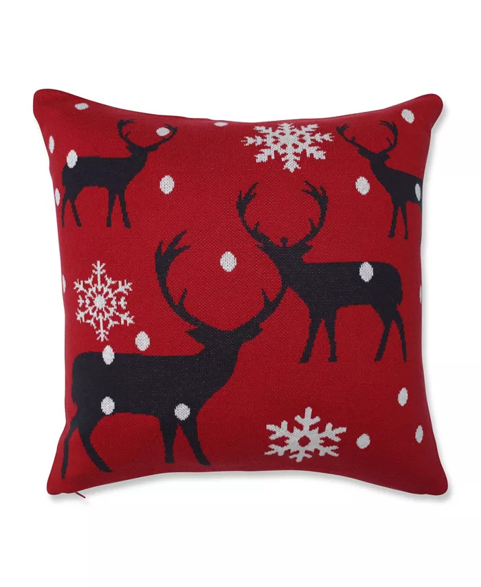 Pillow Perfect Bucks in Snow Throw Pillow， 18